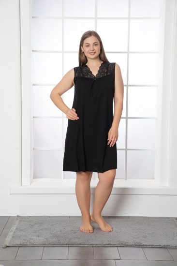 Picture of Oversized nightgown with shoulder lace detail