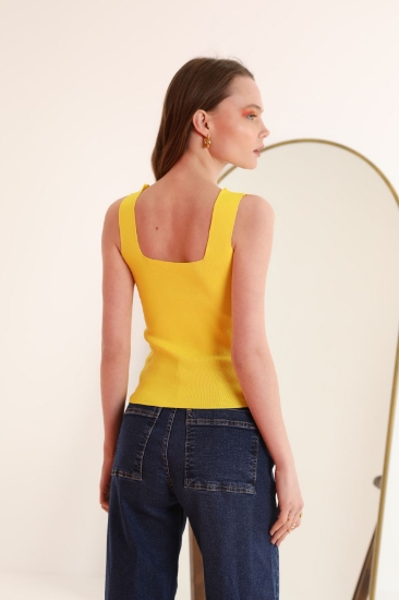 Picture of Knitwear Fabric Square Collar Women's Crop - Yellow