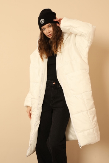 Picture of Quilted Fabric Long Sleeve Heart Collar Oversize/ Shabby Women's Coat - White