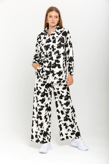Picture of Gabardine Fabric Long Length Abundant Molded Veal Patterned Women's Pants - Ecru