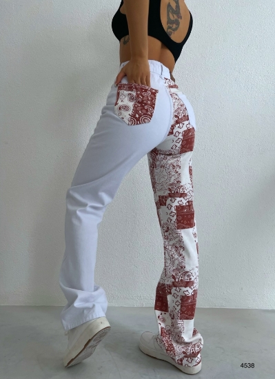 Picture of Patterned Tube Trotter Pants