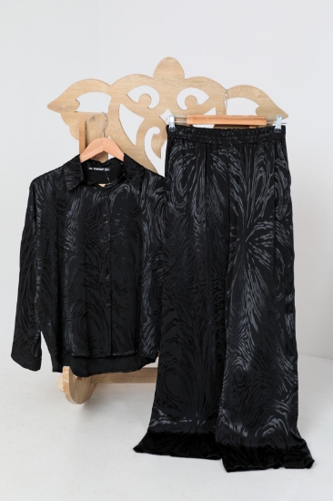 Picture of Jacquard Fabric Women's Shirt-Black
