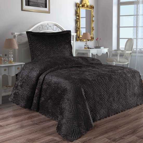 Picture of Karaca Home Lamia Anthracite Velvet Single Bedspread